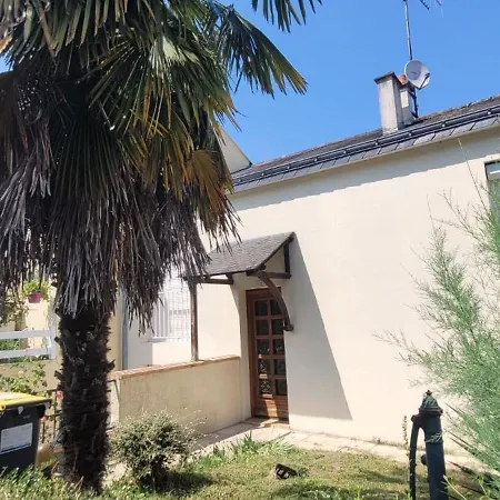 St Hilaire St Florent סומור